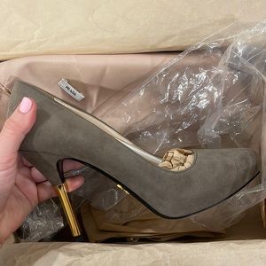 Prada Heels - Box and dust bag included